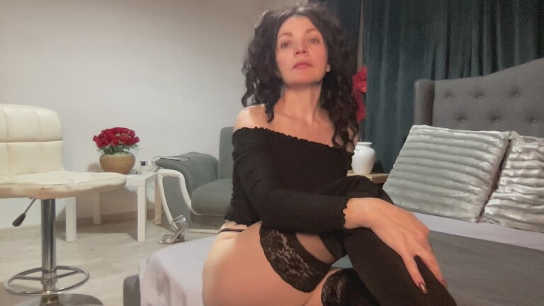 ROSALIYE's Streamate show and profile