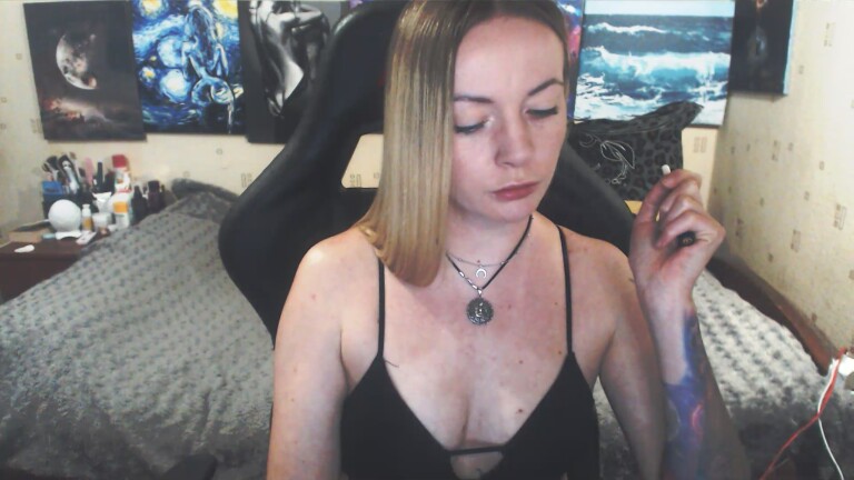 BringingLuck's Streamate show and profile