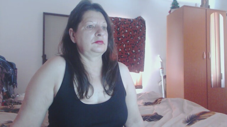 ExtasyMature's Streamate show and profile