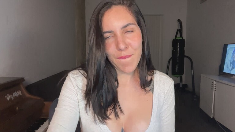 LolaDeLux's Streamate show and profile