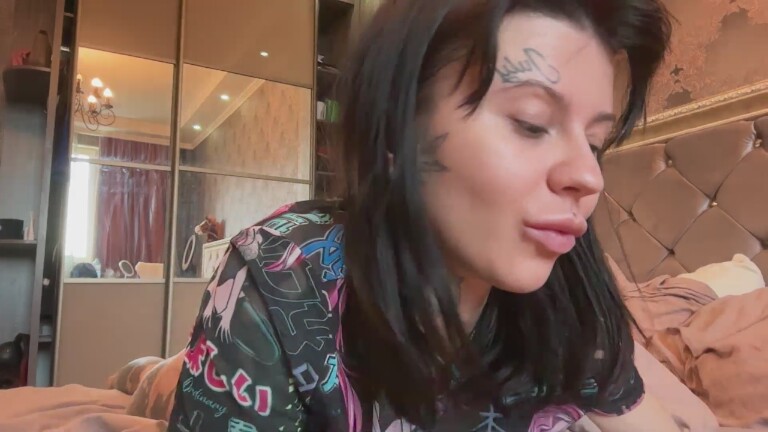 LilyDevelin's Streamate show and profile