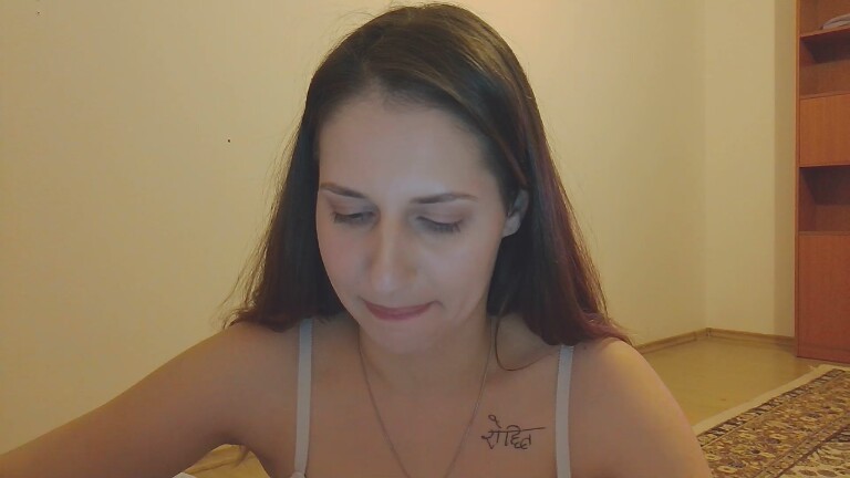 MEERA19's Streamate show and profile