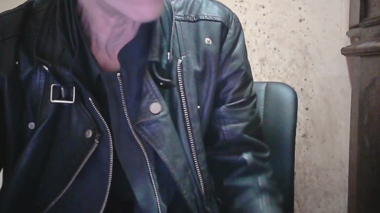 yougeny's Streamate show and profile